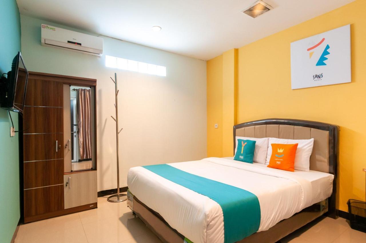 Sans Hotel Finest Medan Eksteriør billede
