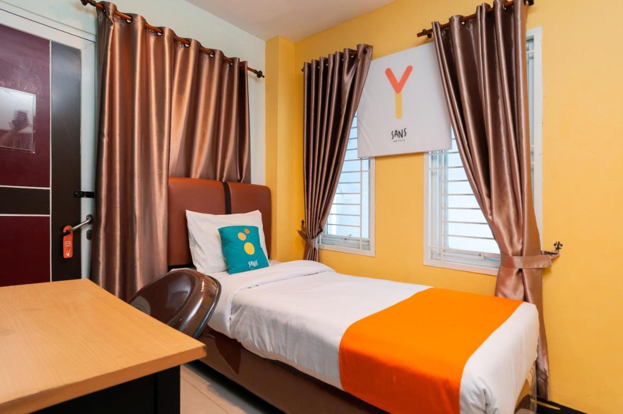 Sans Hotel Finest Medan Eksteriør billede