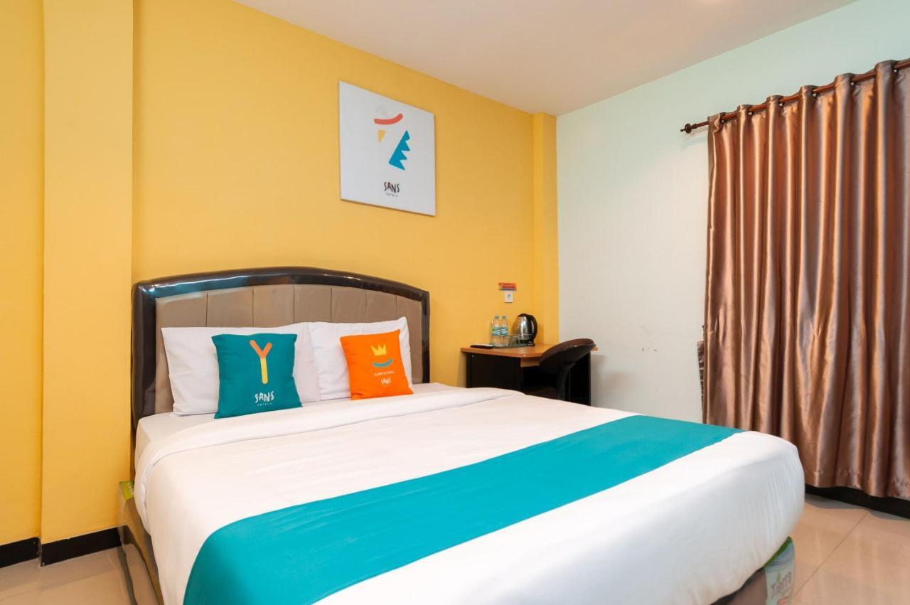 Sans Hotel Finest Medan Eksteriør billede
