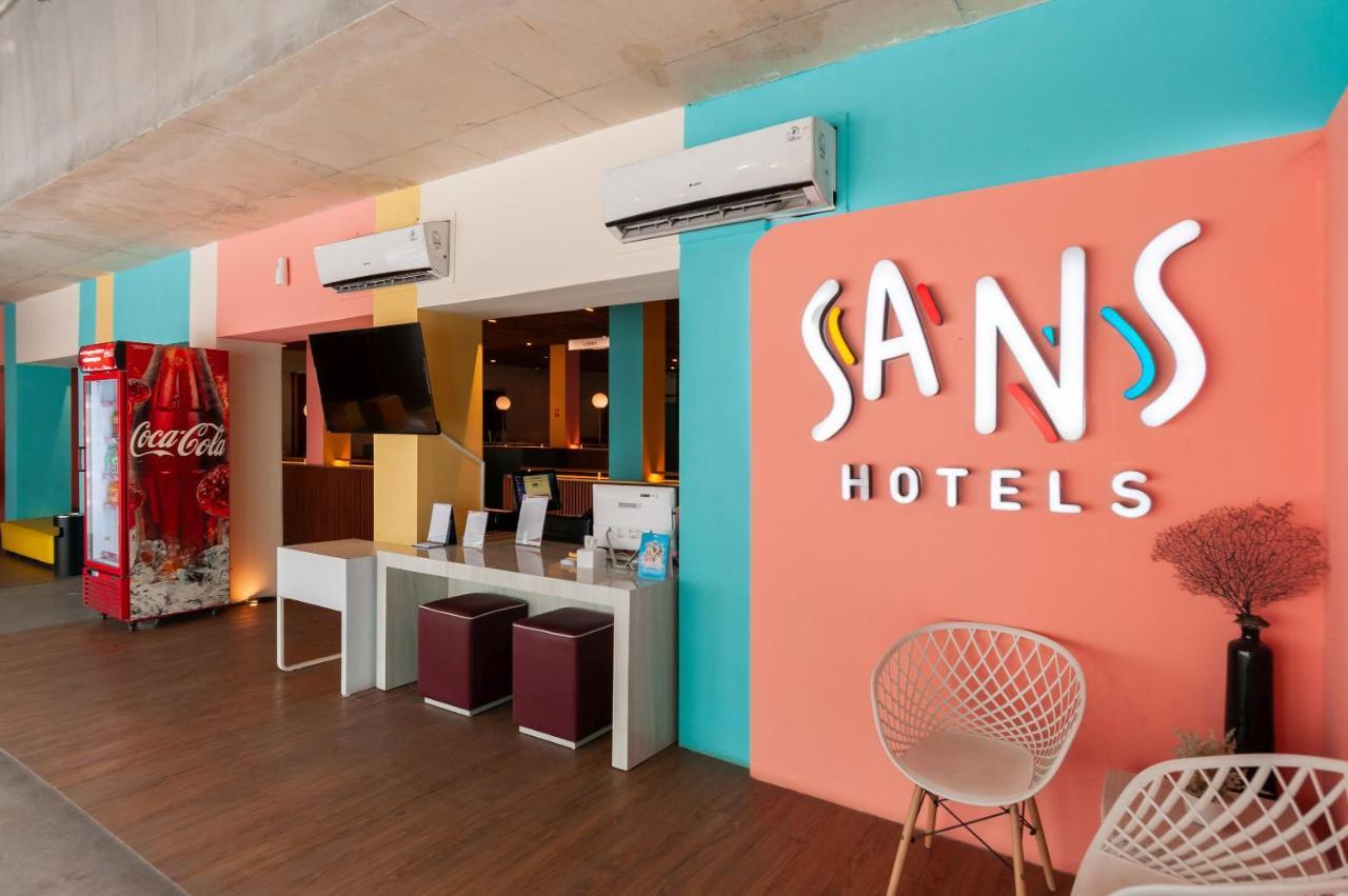 Sans Hotel Finest Medan Eksteriør billede
