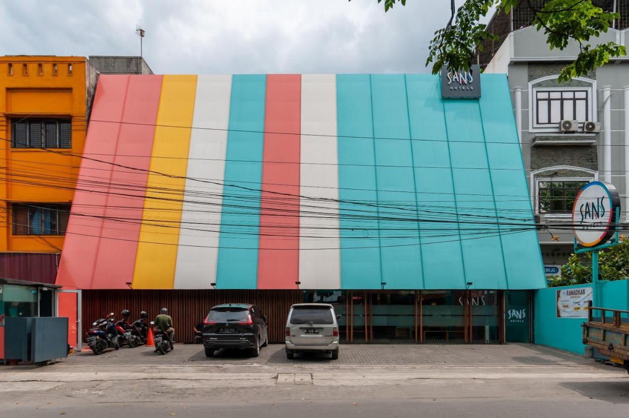 Sans Hotel Finest Medan Eksteriør billede