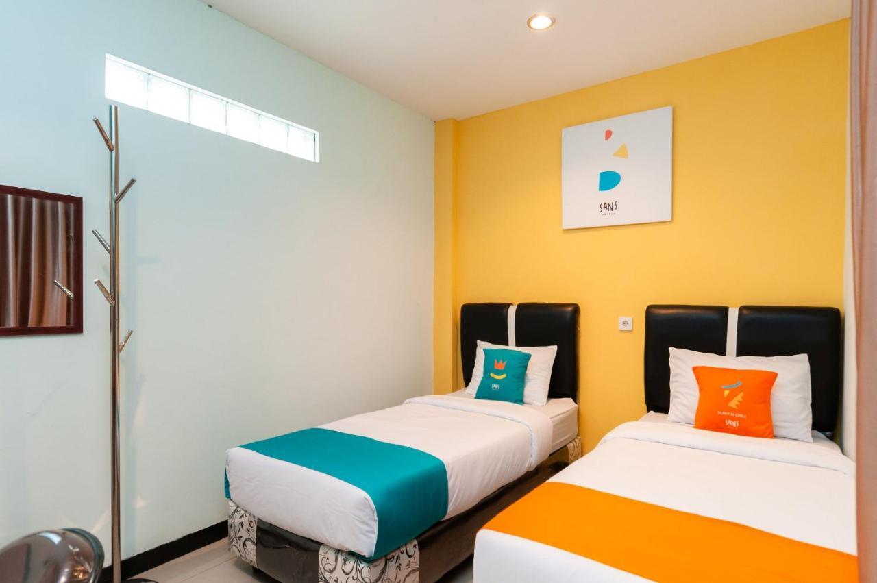 Sans Hotel Finest Medan Eksteriør billede