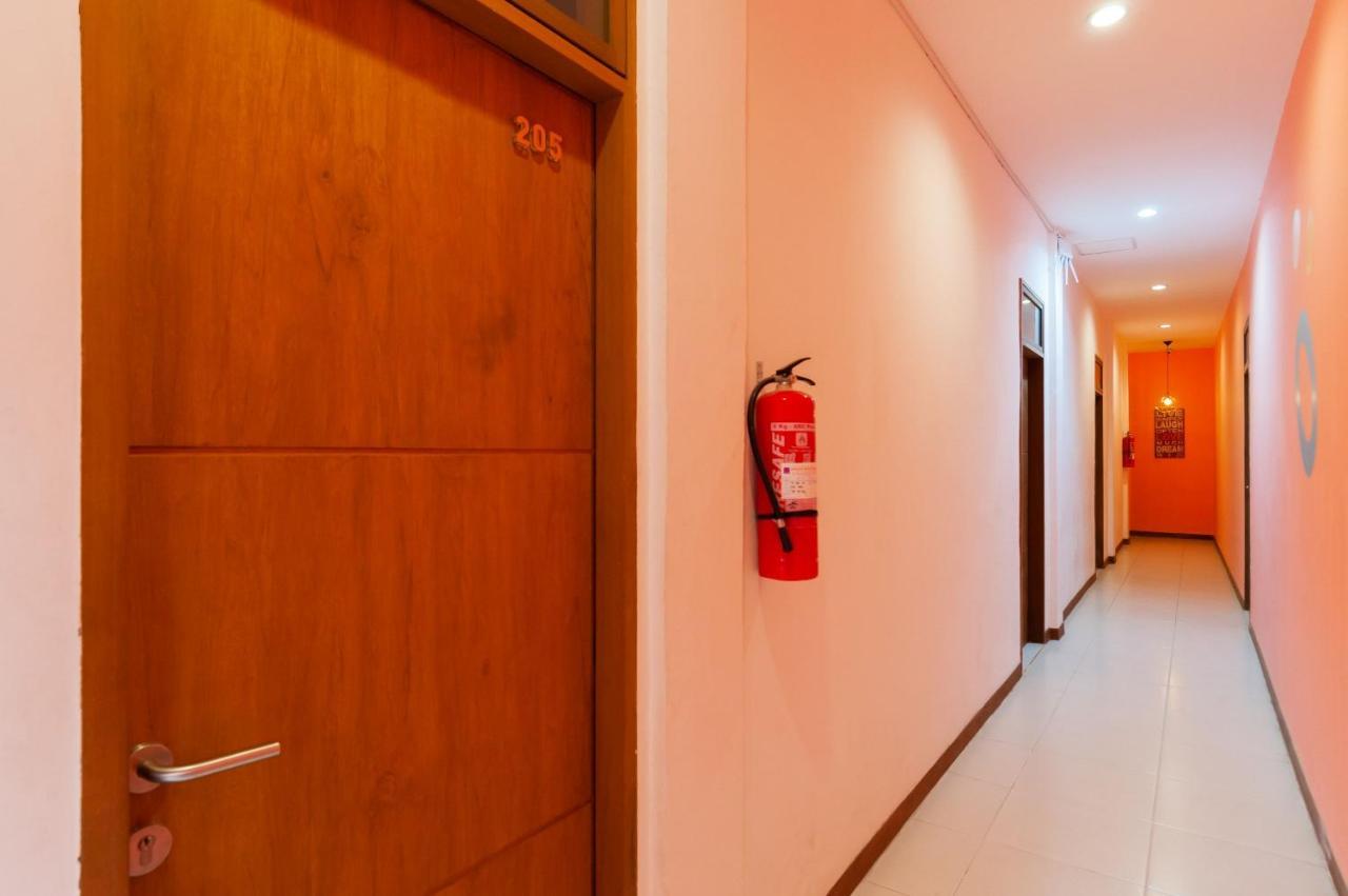 Sans Hotel Finest Medan Eksteriør billede