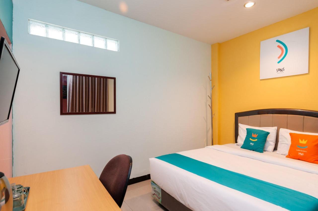 Sans Hotel Finest Medan Eksteriør billede